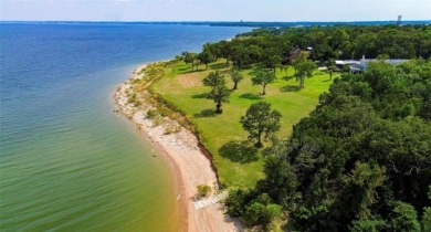 Lake Texoma Home For Sale in Pottsboro Texas