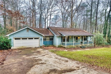 Swan Lake Home For Sale in Stockbridge Georgia