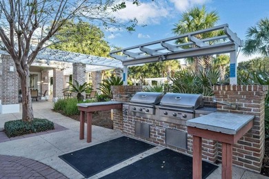 This newly renovated corner unit 2-bedroom lock off condo - photo 18