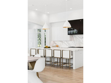 68 Perrin sits within the gated community of Churchill Oaks and - photo 4