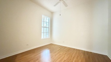 NEW ROOF 2024!! Beautifully maintained 3-bedroom + den, 2-bath - photo 13