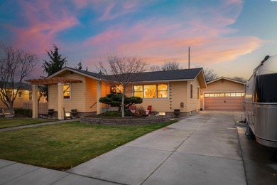 Columbia River Home Sale Pending in Richland Washington