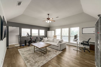 Beautifully updated and move-in ready, this spacious 2 story - photo 26