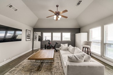 Beautifully updated and move-in ready, this spacious 2 story - photo 27