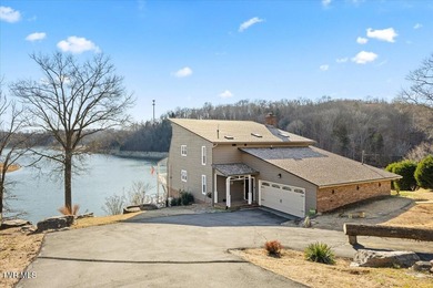 Boone Lake Home For Sale in Piney Flats Tennessee