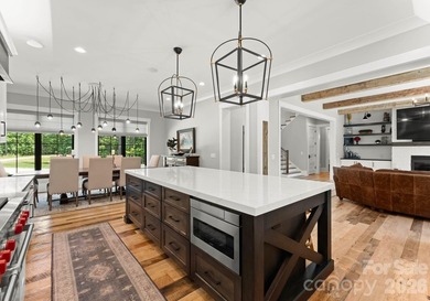 Masterfully Crafted 7,934 SF Home on 10.9 Waterfront Acres with - photo 17