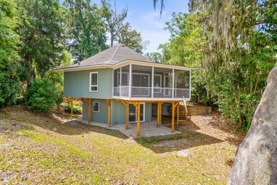 Discover this beautifully updated waterfront house located in - photo 3