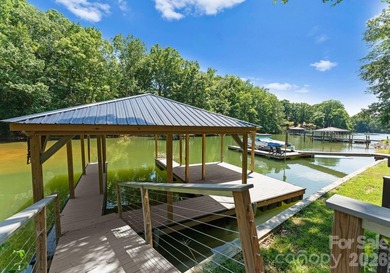 Masterfully Crafted 7,934 SF Home on 10.9 Waterfront Acres with - photo 47