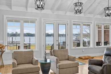 901 Peacock's Point Drive offers a rare single-level waterfront - photo 10
