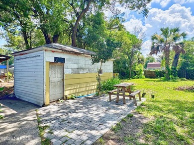 This charming and fully updated 2 bedroom 1 bath home offers the - photo 22