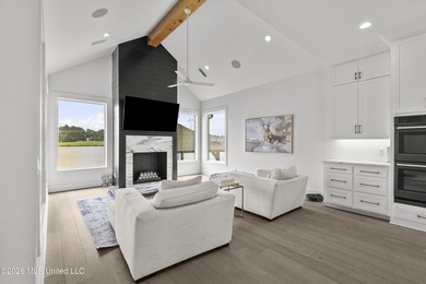 Experience luxury waterfront living in this stunning - photo 28