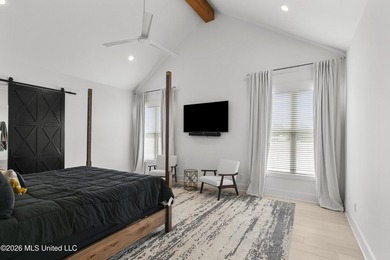 Experience luxury waterfront living in this stunning - photo 32