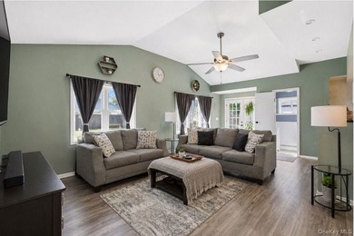 Welcome to this beautiful Colonial located at 1433 Manatuck Blvd - photo 2