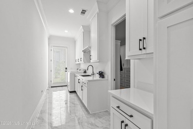 Experience luxury waterfront living in this stunning - photo 45