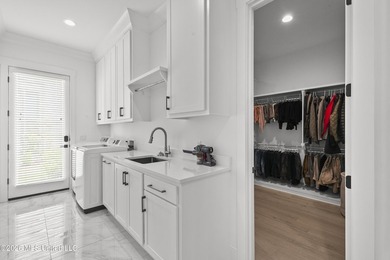 Experience luxury waterfront living in this stunning - photo 46