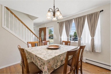Welcome to this beautiful Colonial located at 1433 Manatuck Blvd - photo 10