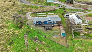 Lake Home For Sale in Burbank, Washington