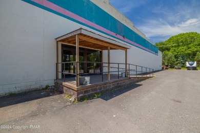 41,160 square foot building in Pocono Summit, PA. The building - photo 22