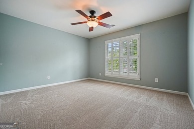 Welcome to this beautifully maintained 4-bedroom, 2.5-bath home - photo 38