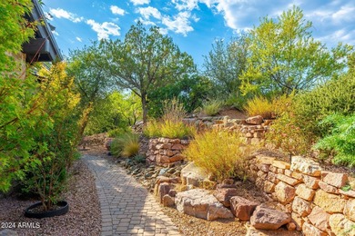 Discover the perfect blend of luxury and nature in this - photo 48