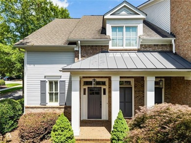 Vibrant Downtown Milton Living at its Finest! Nestled in the - photo 2