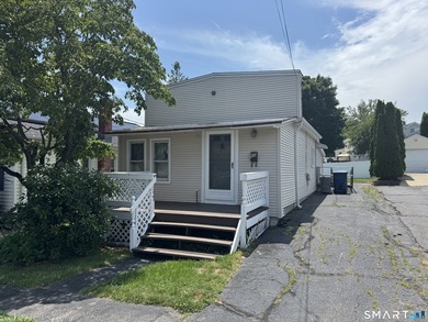 LOCATION, LOCATION, LOCATION! Just one block from Sea Bluff - photo 1