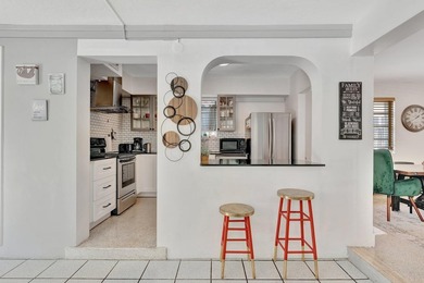 Welcome to this lovely home, 2BR/2BA + converted 3BR/3BA in - photo 12
