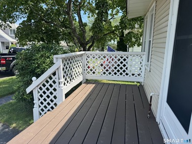 LOCATION, LOCATION, LOCATION! Just one block from Sea Bluff - photo 4