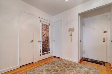 Please schedule appointment in advance. Showings werkdays and