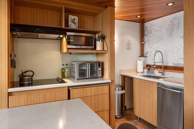 Welcome to Maui Sunset B508, a beautifully remodeled 2-bedroom - photo 17