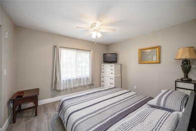 Motivated seller, would consider lease to own options - photo 28