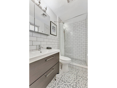 Welcome to this lovely home, 2BR/2BA + converted 3BR/3BA in - photo 29