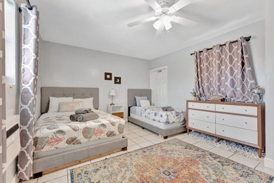 Welcome to this lovely home, 2BR/2BA + converted 3BR/3BA in - photo 30