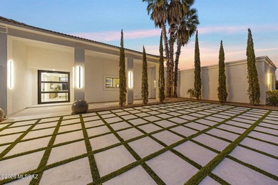 Majestic Oro Valley Country Club Home Perched high on a premium - photo 3