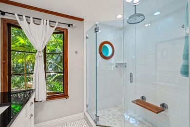 Discover your very own enchanted residence and guest cottage - photo 20