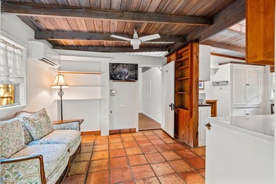 Discover your very own enchanted residence and guest cottage - photo 34