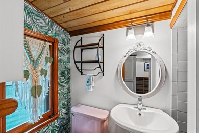 Discover your very own enchanted residence and guest cottage - photo 37