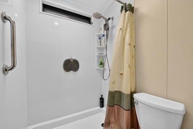 Welcome to this beautifully maintained and move-in ready - photo 37