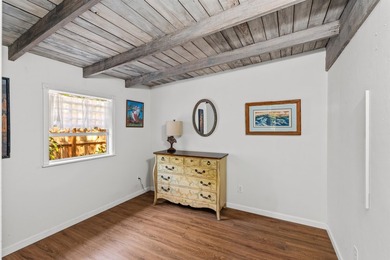 Discover your very own enchanted residence and guest cottage - photo 38