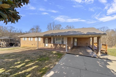 Beautifully renovated brick rancher located in Russellville, TN - photo 3