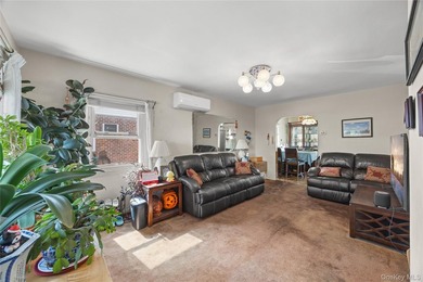 Welcome to this nice semi-attached single-family townhouse - photo 6