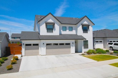 Tough to find opportunity in the desired Music Estate - photo 1