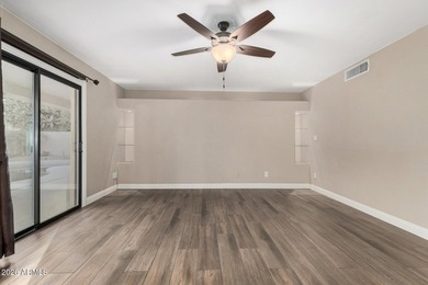 Beautiful single-level home tucked in a CUL-DE-SAC in The - photo 13