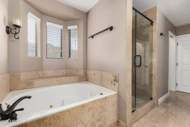 Beautiful single-level home tucked in a CUL-DE-SAC in The - photo 17