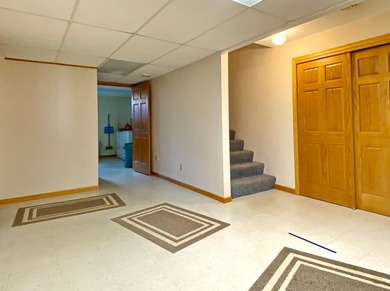 Excellent opportunity to own and develop a well established - photo 19