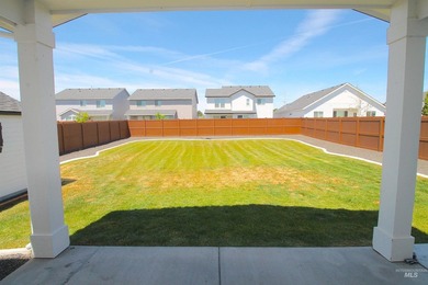 Tough to find opportunity in the desired Music Estate - photo 10