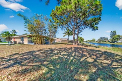 Lakefront Corner-Lot Gem on 1/3 Acre - No HOA! Welcome home to - photo 20