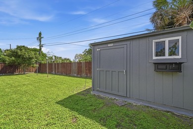 Looking for a stunning, maintained residence located in Sunrise? - photo 28