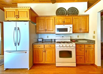 Excellent opportunity to own and develop a well established - photo 30