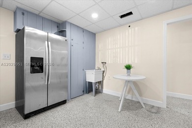 Prime corner property with direct exposure & on highly traveled - photo 39